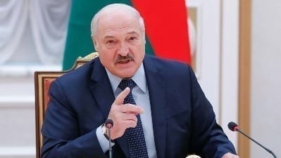 "Mən diktator deyiləm" - Lukaşenko